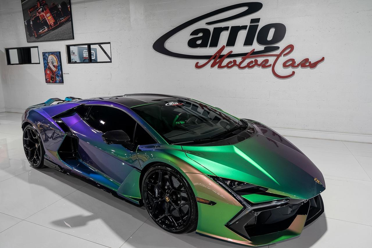 2025 Lamborghini Revuelto