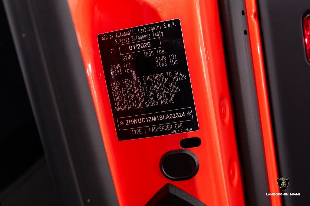 2025 Lamborghini Revuelto North Miami Beach FL