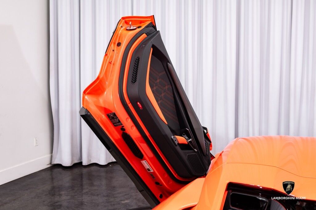 2025 Lamborghini Revuelto North Miami Beach FL