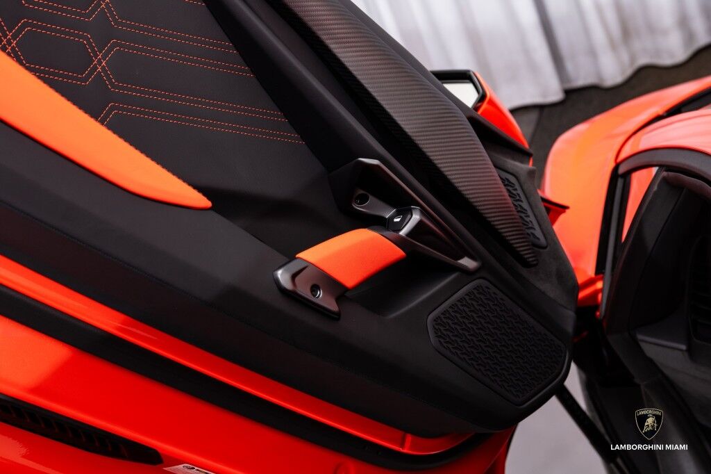 2025 Lamborghini Revuelto North Miami Beach FL