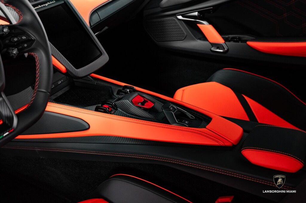 2025 Lamborghini Revuelto North Miami Beach FL