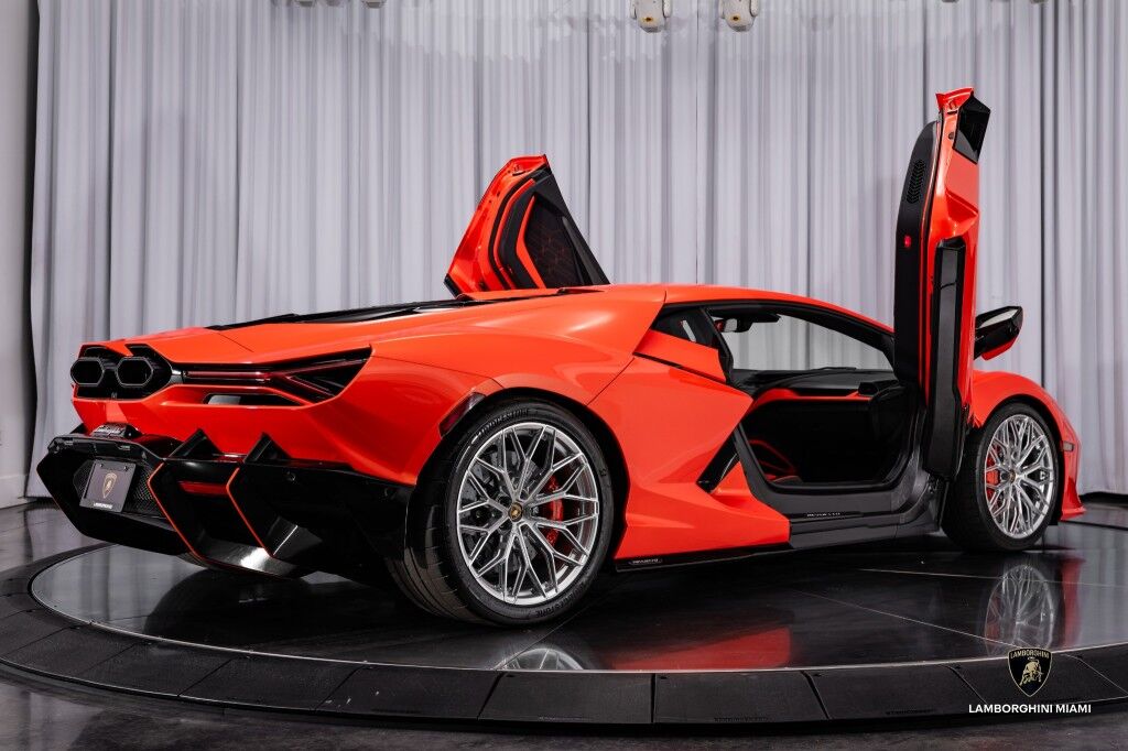2025 Lamborghini Revuelto North Miami Beach FL