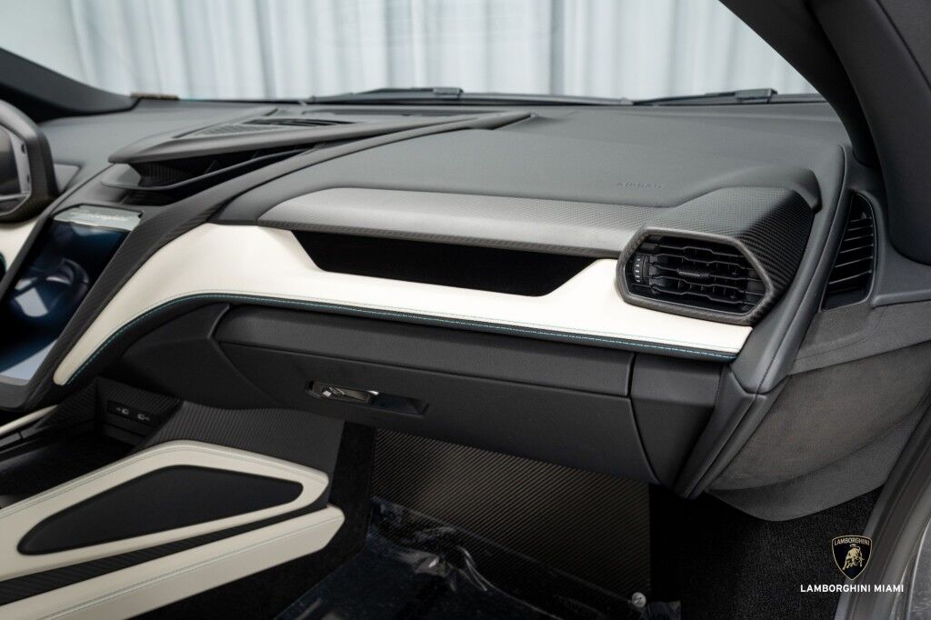 2025 Lamborghini Revuelto North Miami Beach FL