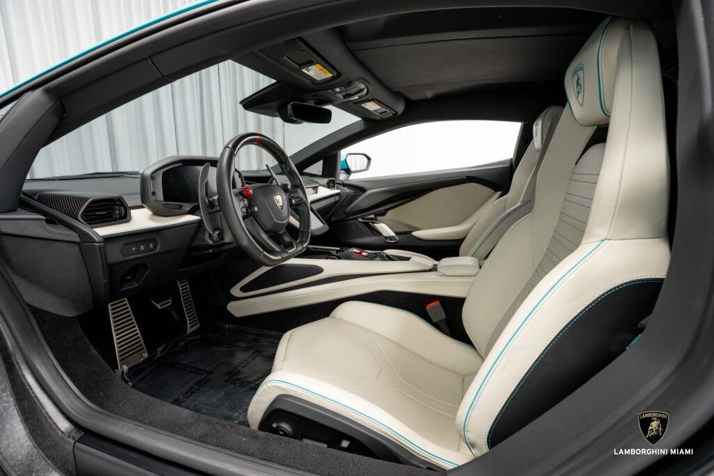2025 Lamborghini Revuelto North Miami Beach FL