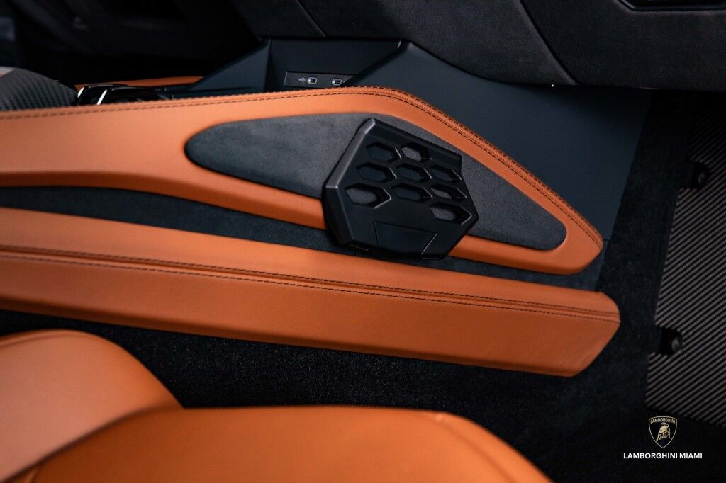 2025 Lamborghini Revuelto North Miami Beach FL