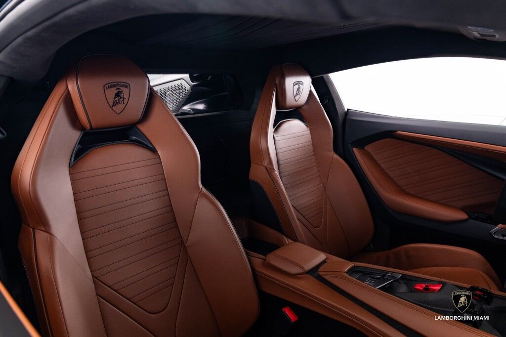 2025 Lamborghini Revuelto North Miami Beach FL