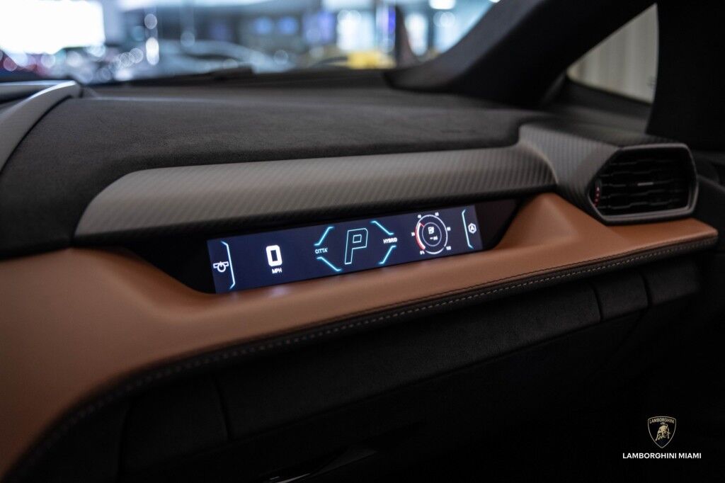 2025 Lamborghini Revuelto North Miami Beach FL