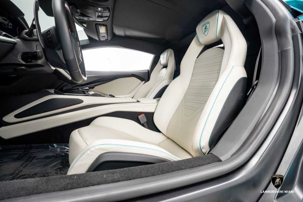2025 Lamborghini Revuelto North Miami Beach FL