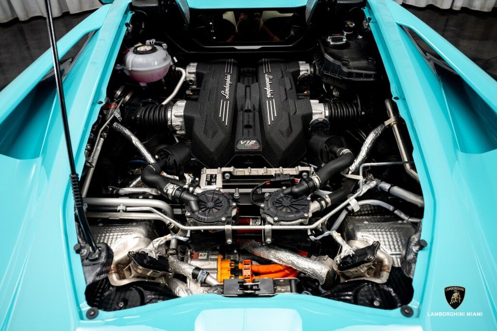 2025 Lamborghini Revuelto North Miami Beach FL