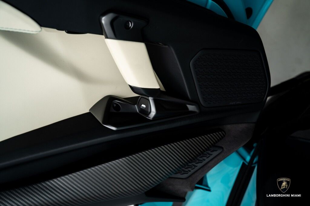 2025 Lamborghini Revuelto North Miami Beach FL
