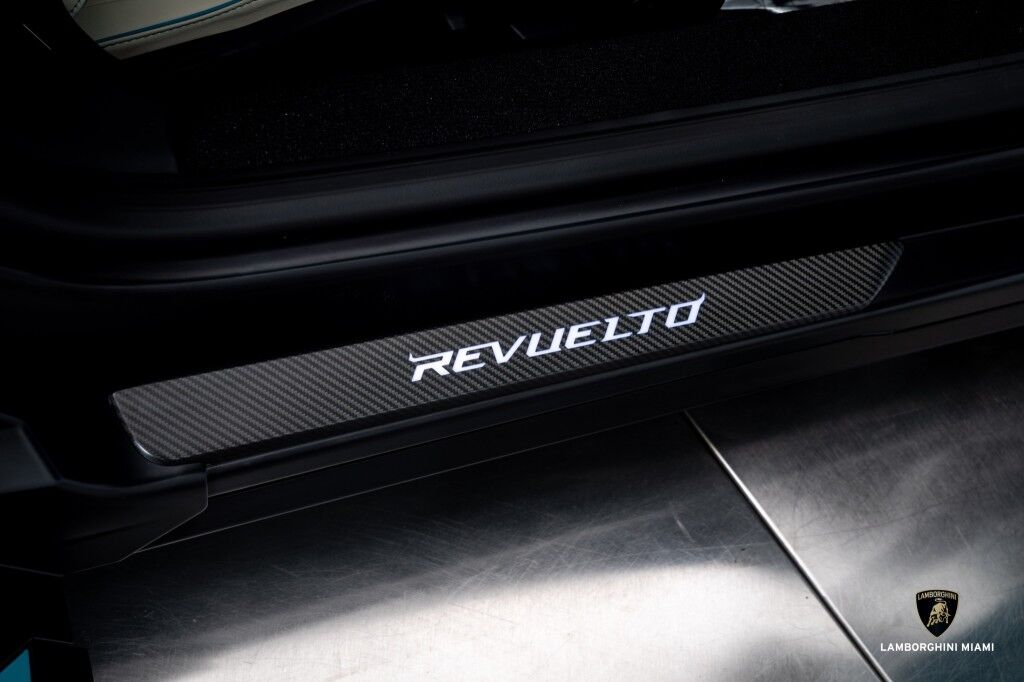 2025 Lamborghini Revuelto North Miami Beach FL