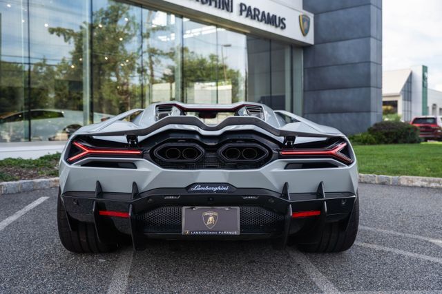 2025 Lamborghini Revuelto Paramus NJ