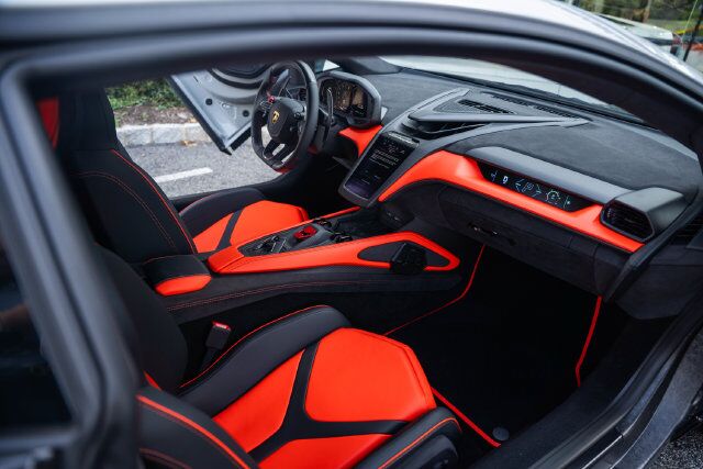 2025 Lamborghini Revuelto Paramus NJ
