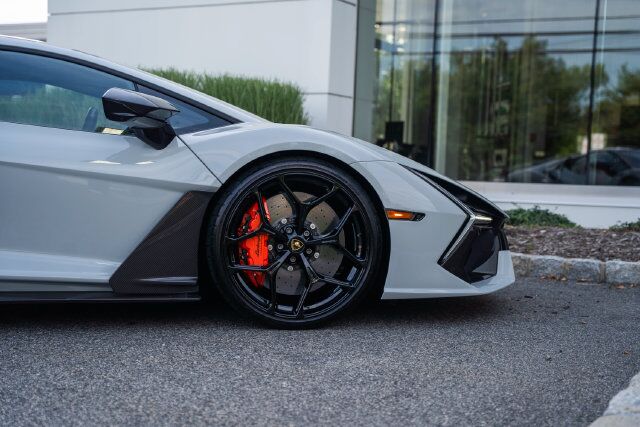 2025 Lamborghini Revuelto Paramus NJ