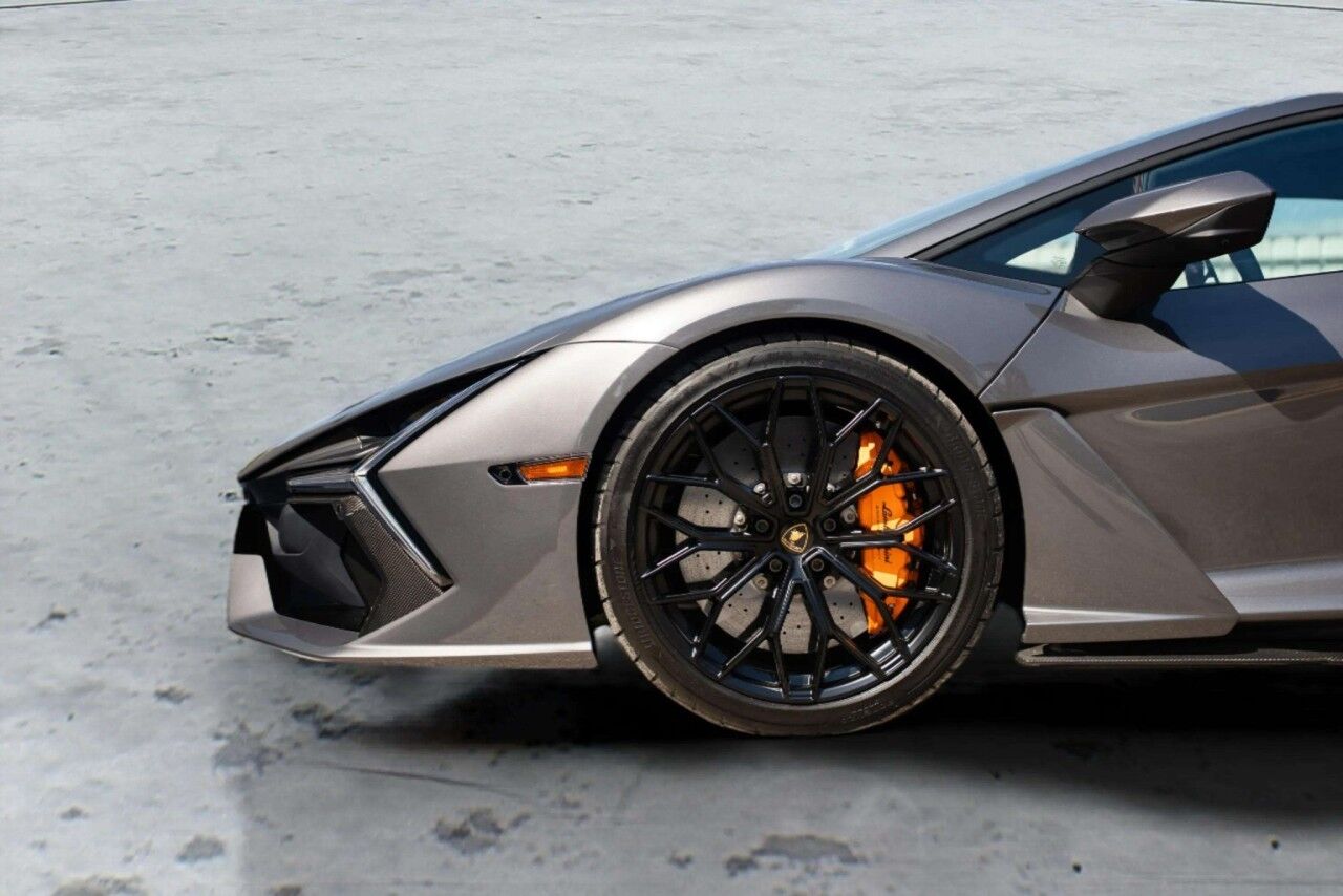 2025 Lamborghini Revuelto San Antonio TX