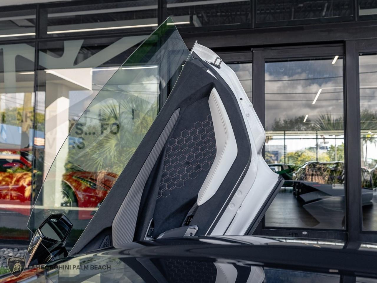 2025 Lamborghini Revuelto West Palm Beach FL