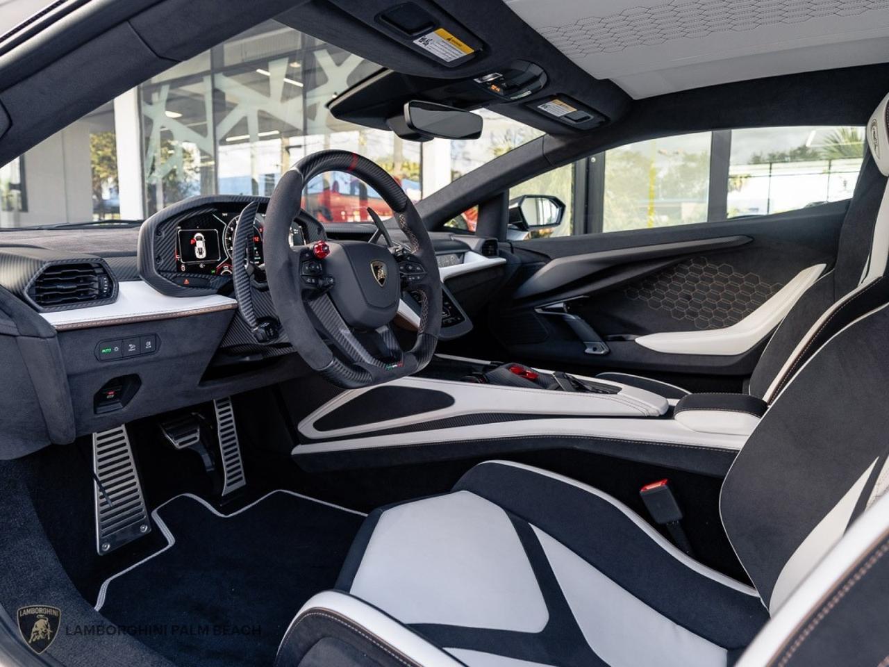 2025 Lamborghini Revuelto West Palm Beach FL