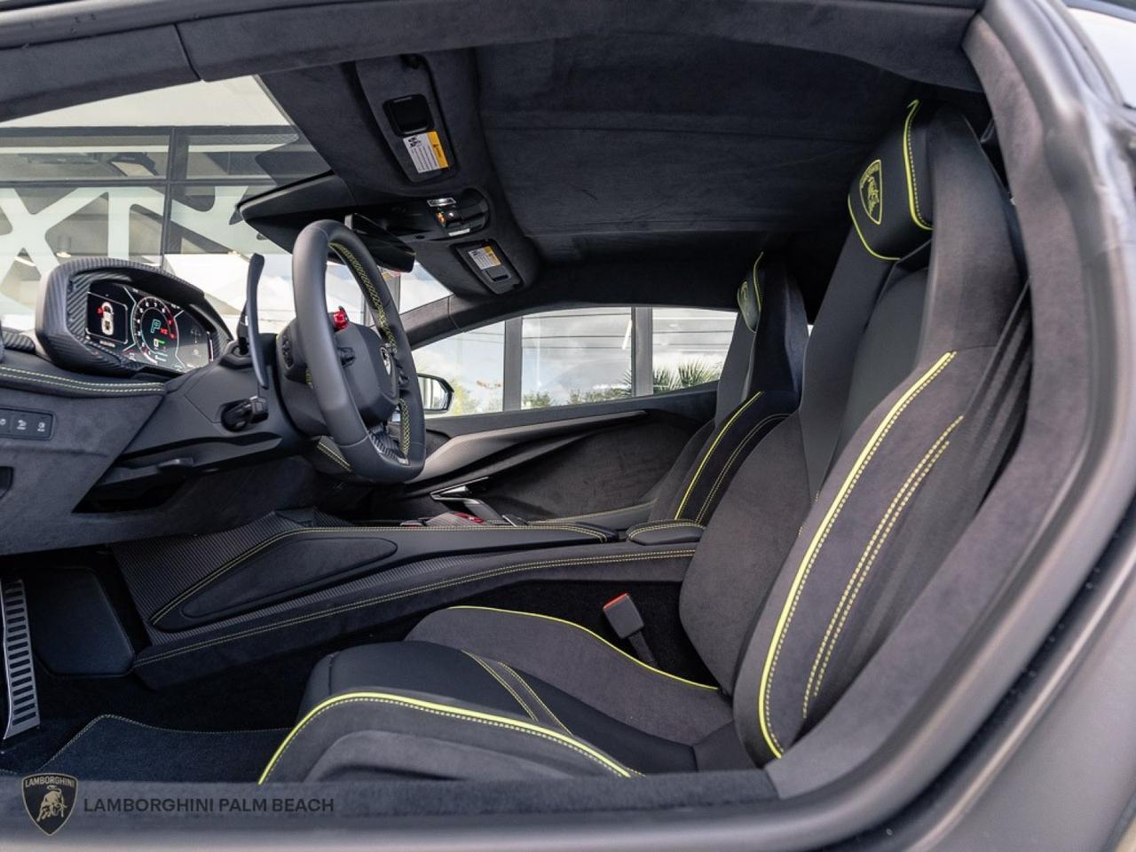 2025 Lamborghini Revuelto West Palm Beach FL