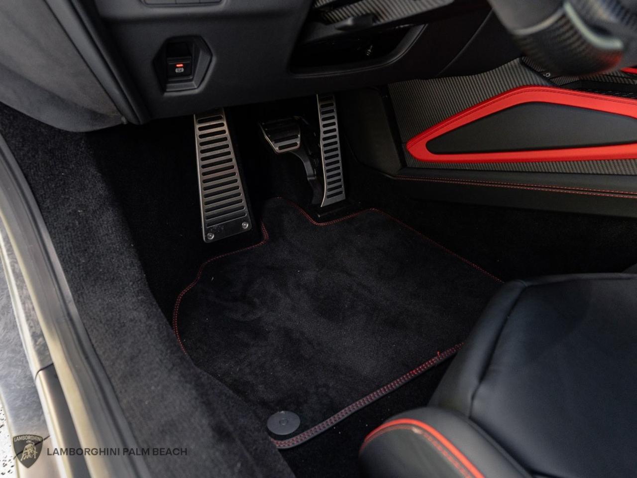 2025 Lamborghini Revuelto West Palm Beach FL