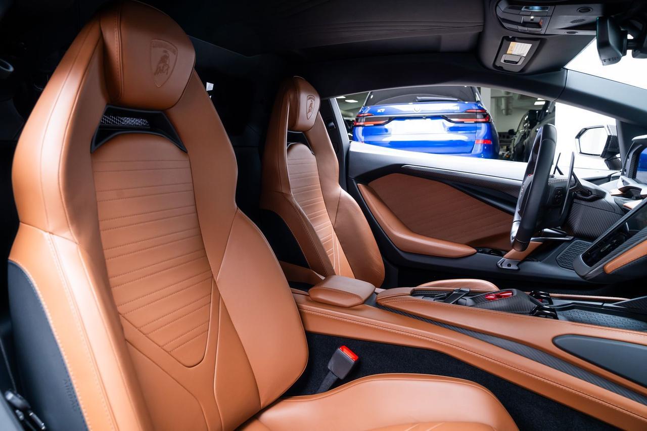 2025 Lamborghini Revuelto $168k in Options Full Body PPF Exterior Carbon Portland OR