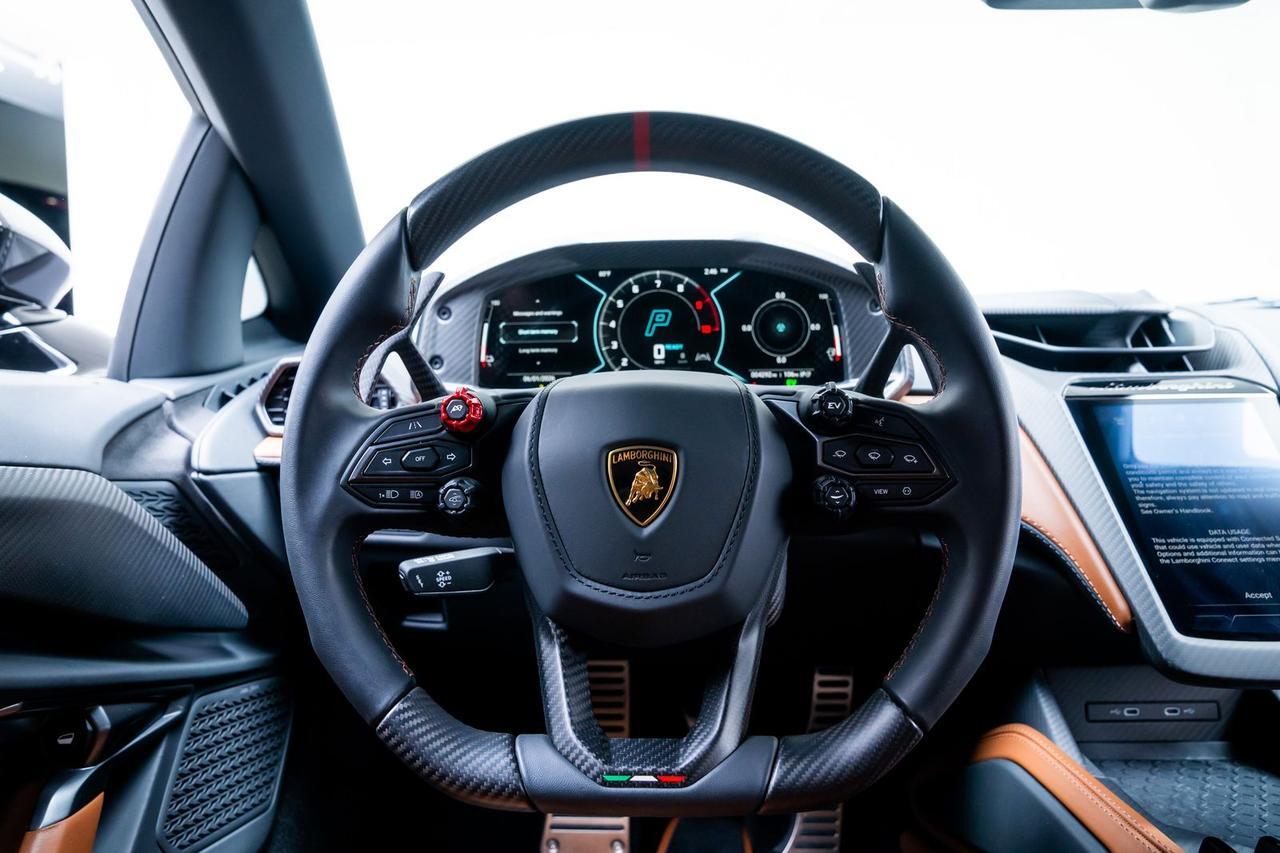 2025 Lamborghini Revuelto $168k in Options Full Body PPF Exterior Carbon Portland OR