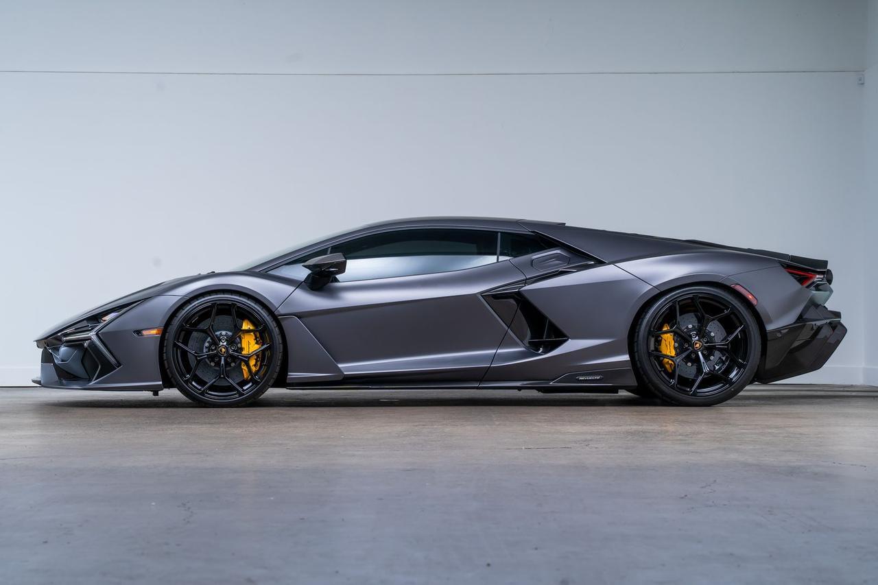 2025 Lamborghini Revuelto $168k in Options Full Body PPF Exterior Carbon Portland OR