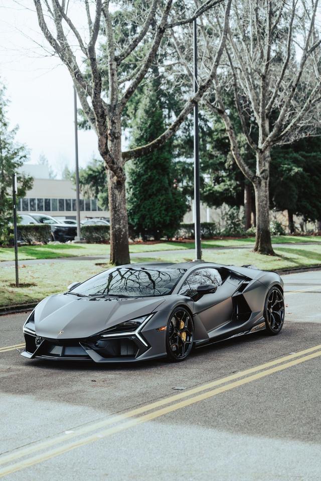 2025 Lamborghini Revuelto $833K MSRP *Loaded* Portland OR