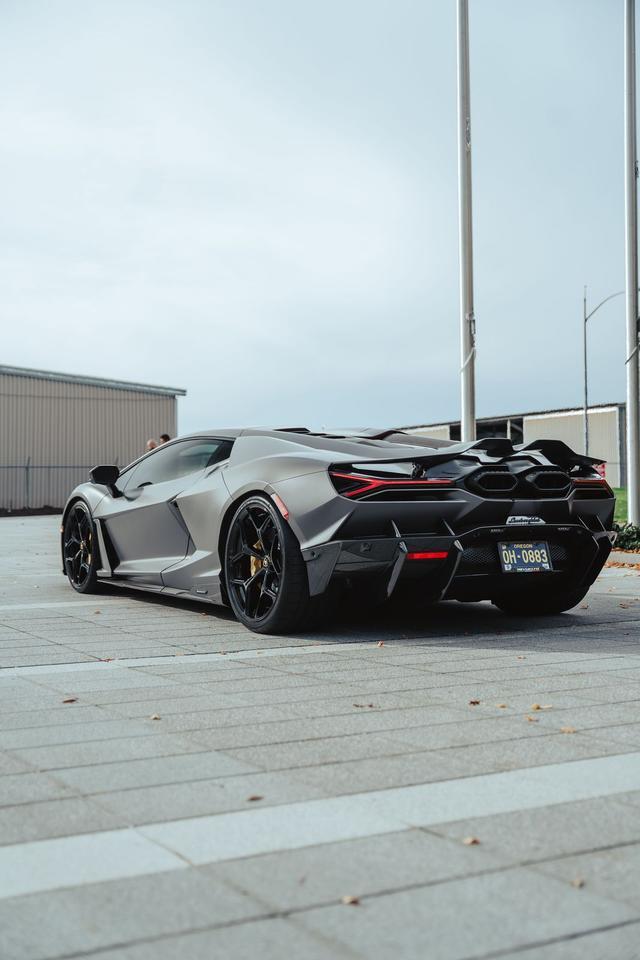 2025 Lamborghini Revuelto $833K MSRP *Loaded* Portland OR