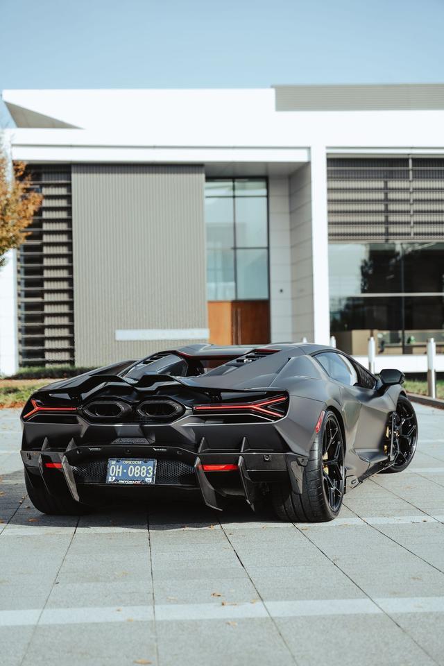 2025 Lamborghini Revuelto $833K MSRP *Loaded* Portland OR
