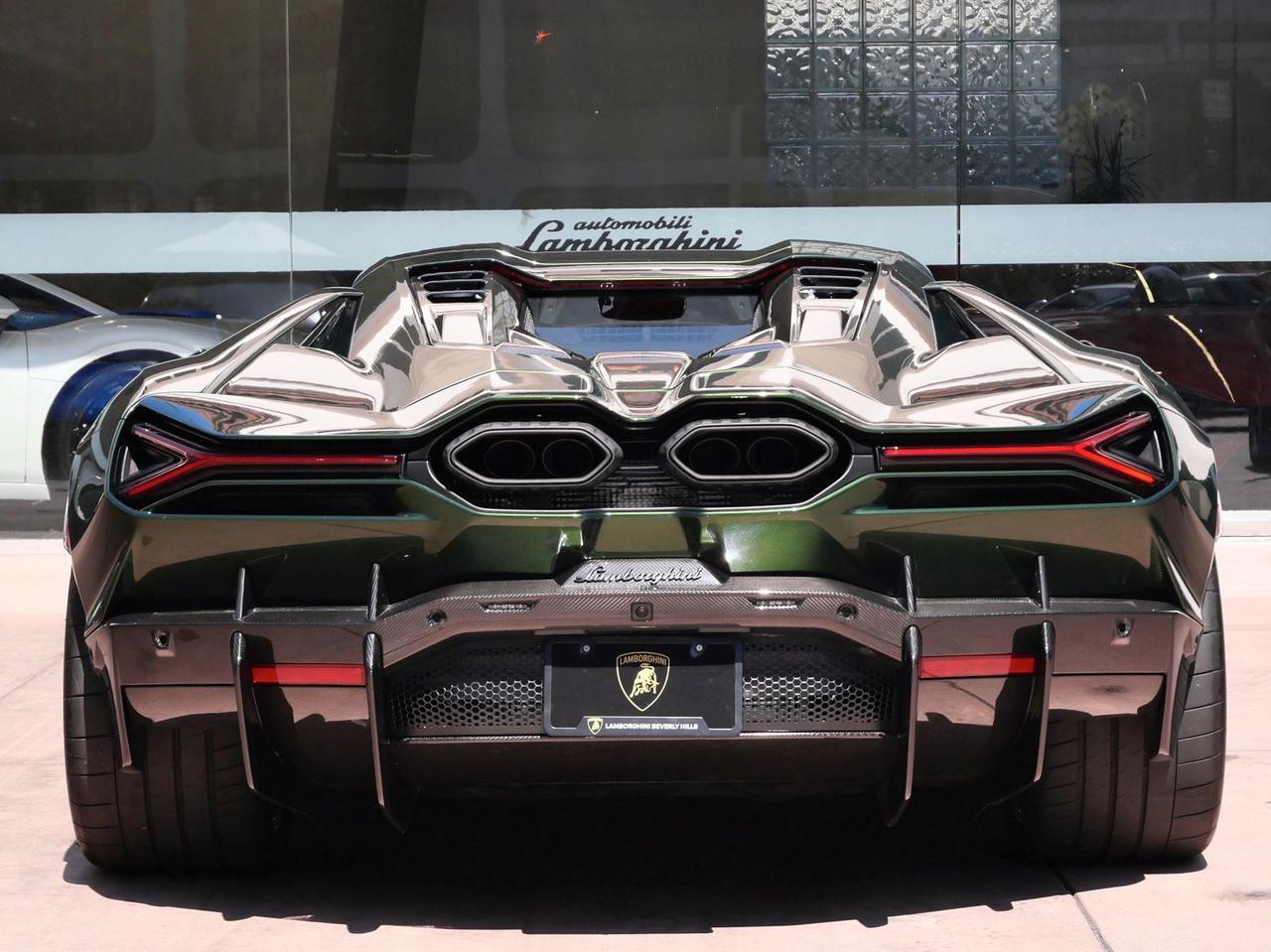 2025 Lamborghini Revuelto Base Base Lawrence KS