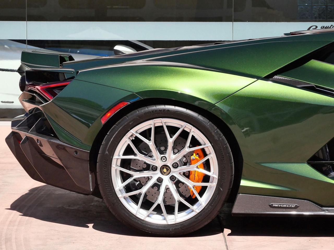 2025 Lamborghini Revuelto Base Base Lawrence KS