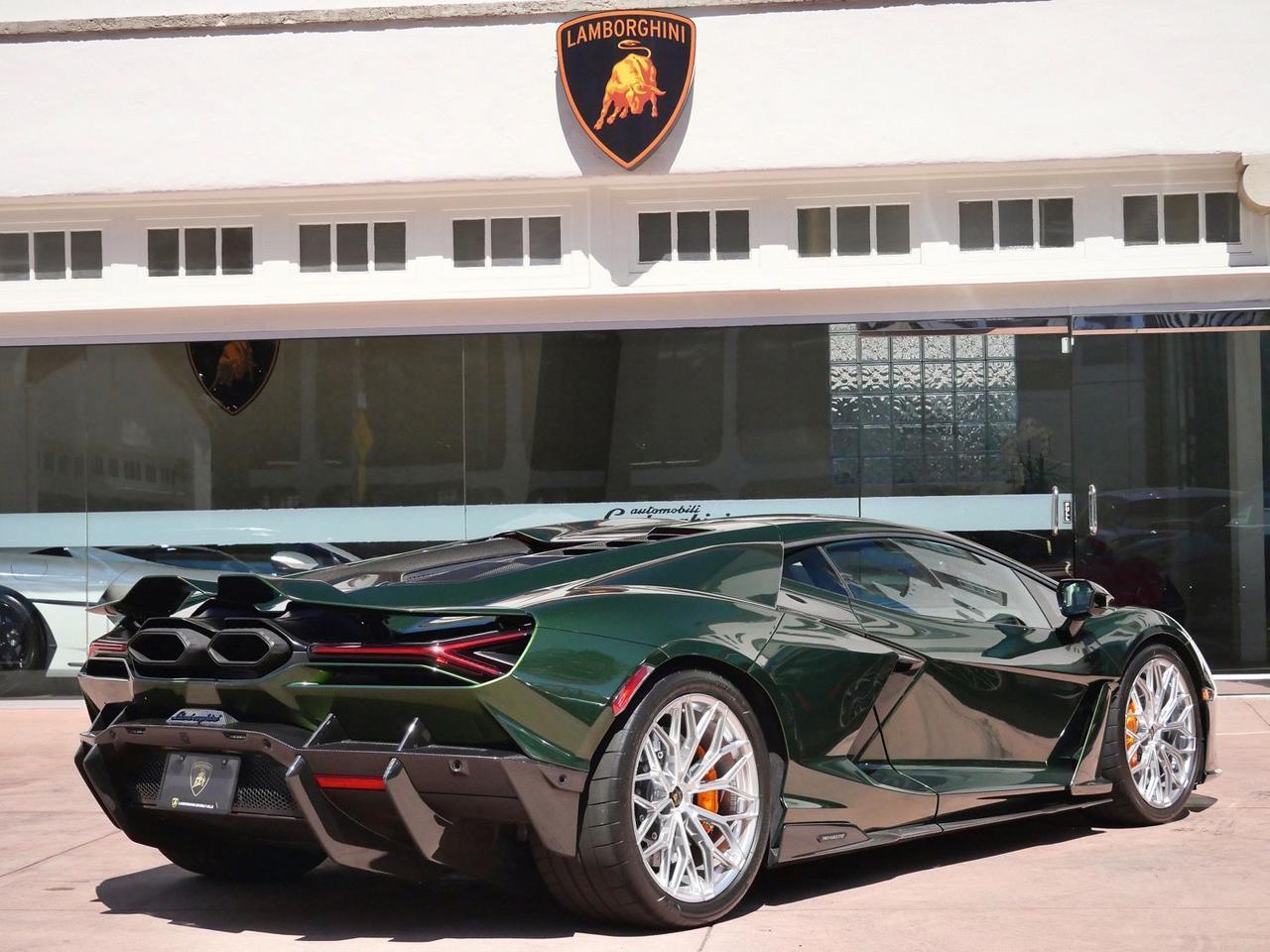 2025 Lamborghini Revuelto Base Base Lawrence KS