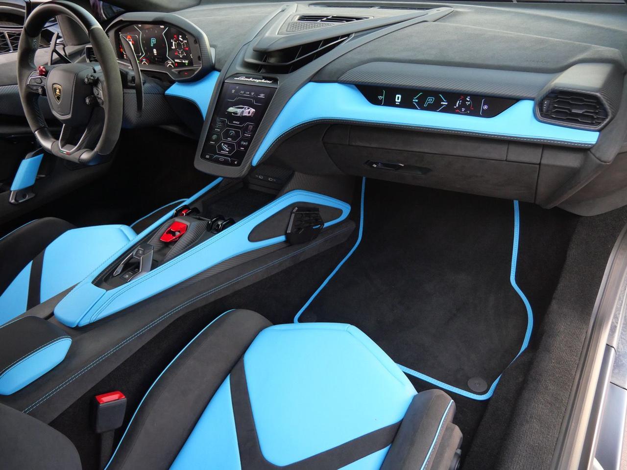 2025 Lamborghini Revuelto Base Base Lawrence KS