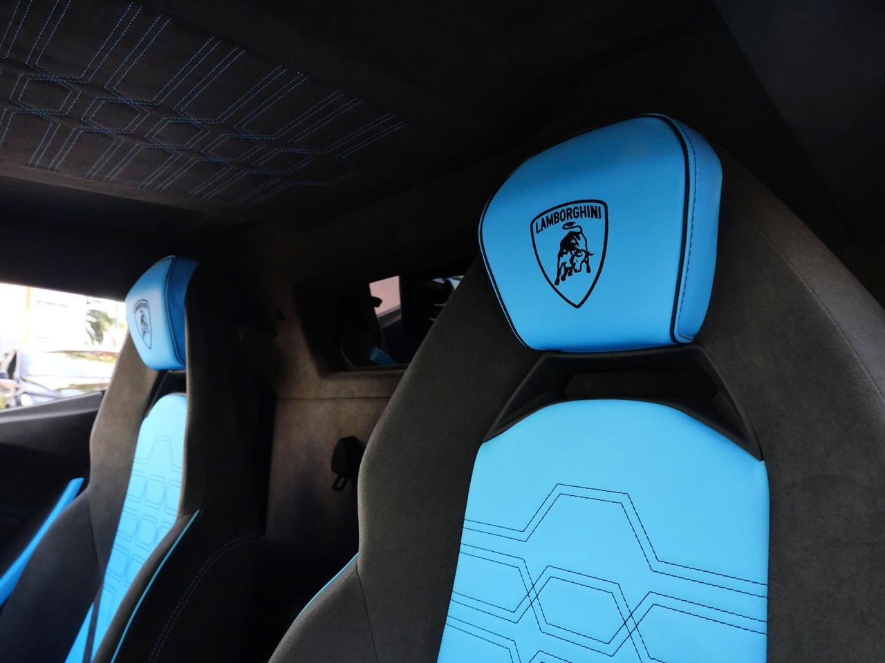 2025 Lamborghini Revuelto Base Base Lawrence KS