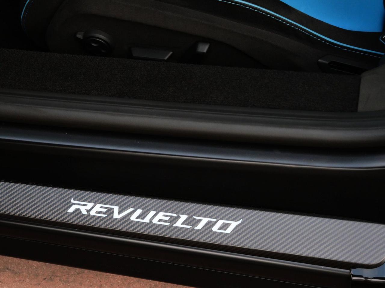 2025 Lamborghini Revuelto Base Base Lawrence KS