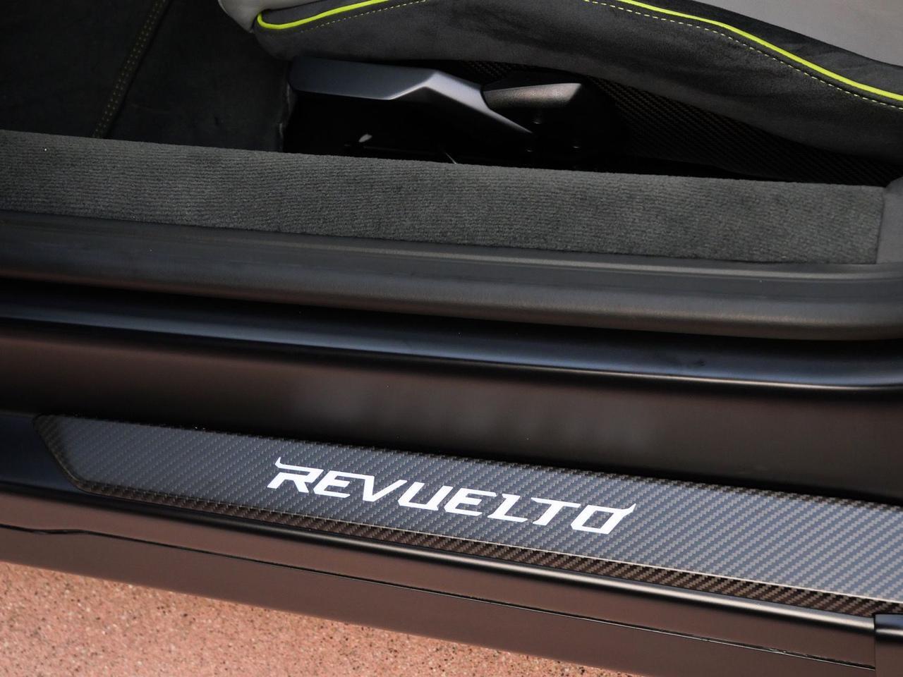 2025 Lamborghini Revuelto Base Base Lawrence KS