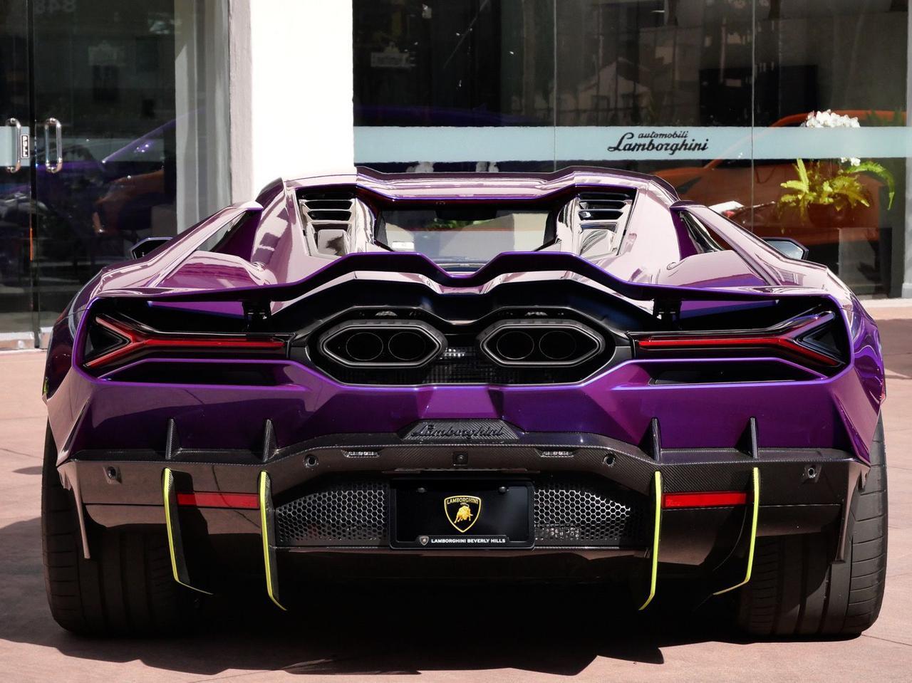 2025 Lamborghini Revuelto Base Base Lawrence KS