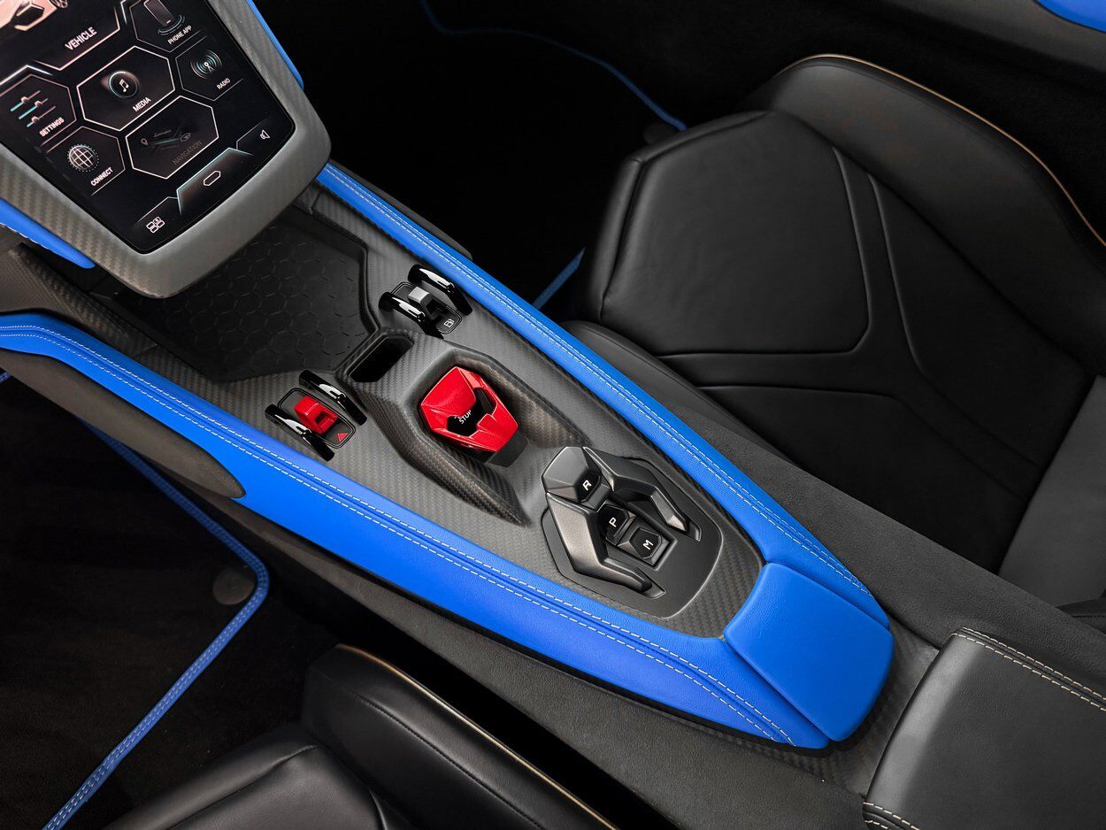 2025 Lamborghini Revuelto Base Bellevue WA