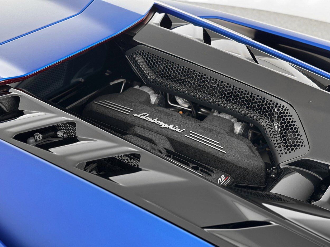 2025 Lamborghini Revuelto Base Bellevue WA