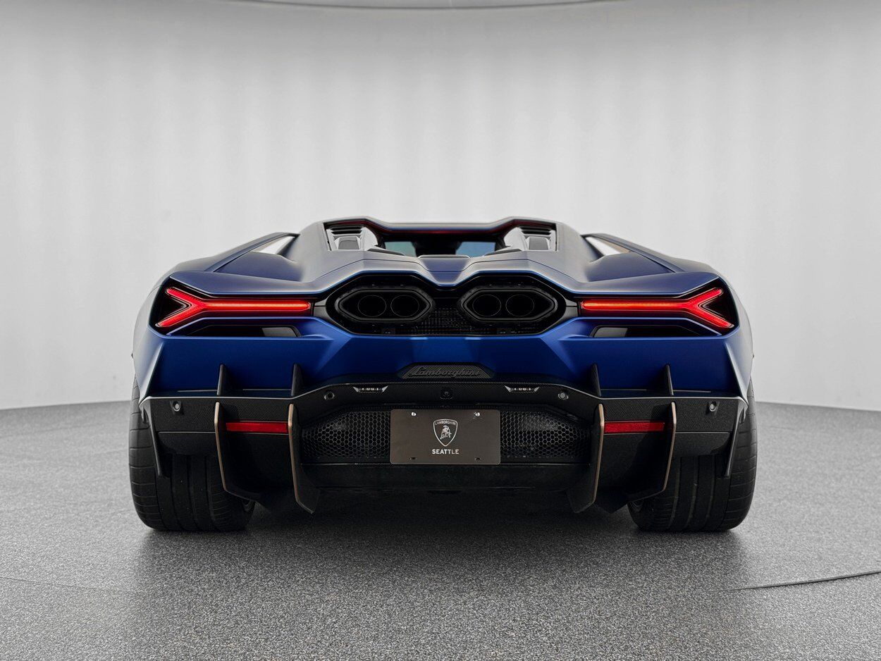 2025 Lamborghini Revuelto Base Bellevue WA