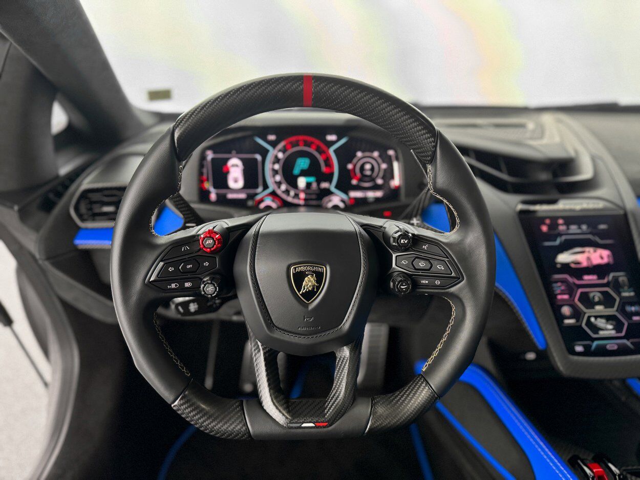 2025 Lamborghini Revuelto Base Bellevue WA