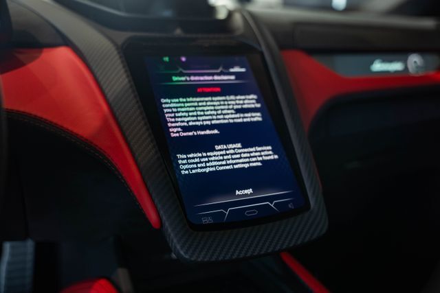2025 Lamborghini Revuelto Base Paramus NJ