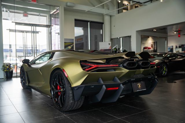 2025 Lamborghini Revuelto Base Paramus NJ