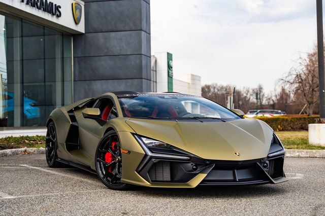 2025 Lamborghini Revuelto Base Paramus NJ