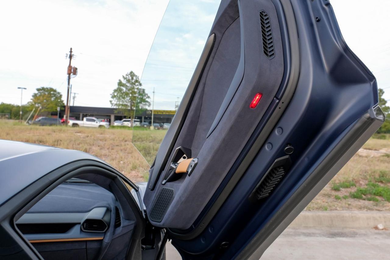 2025 Lamborghini Revuelto Base Richardson TX