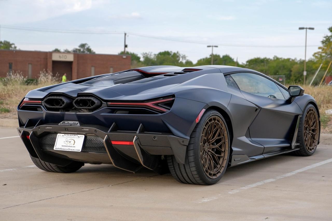 2025 Lamborghini Revuelto Base Richardson TX