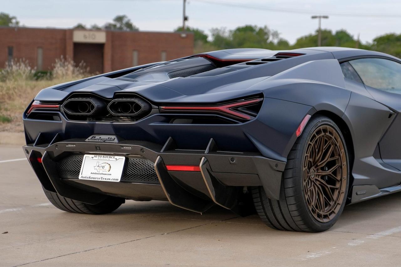 2025 Lamborghini Revuelto Base Richardson TX