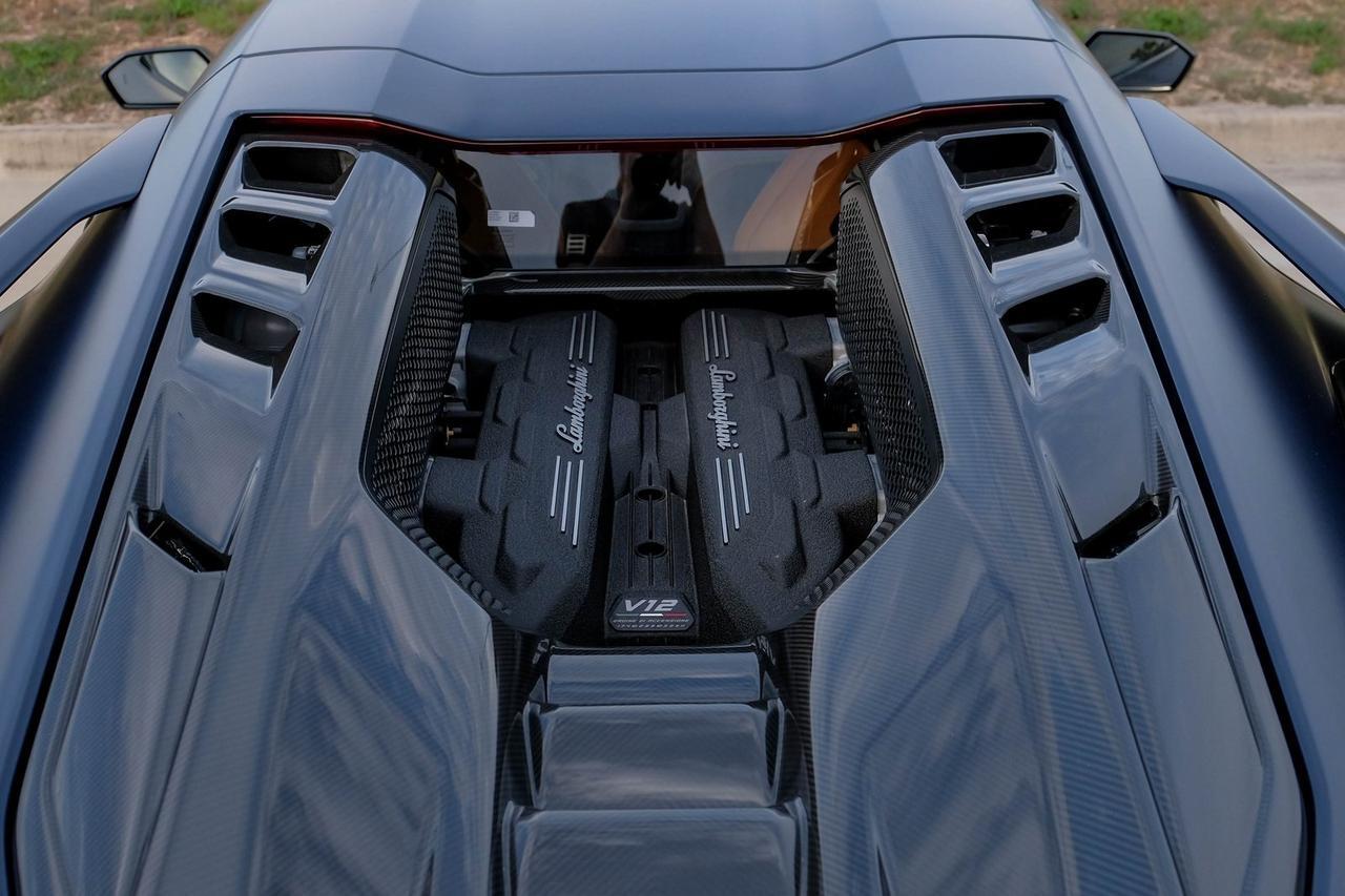 2025 Lamborghini Revuelto Base Richardson TX