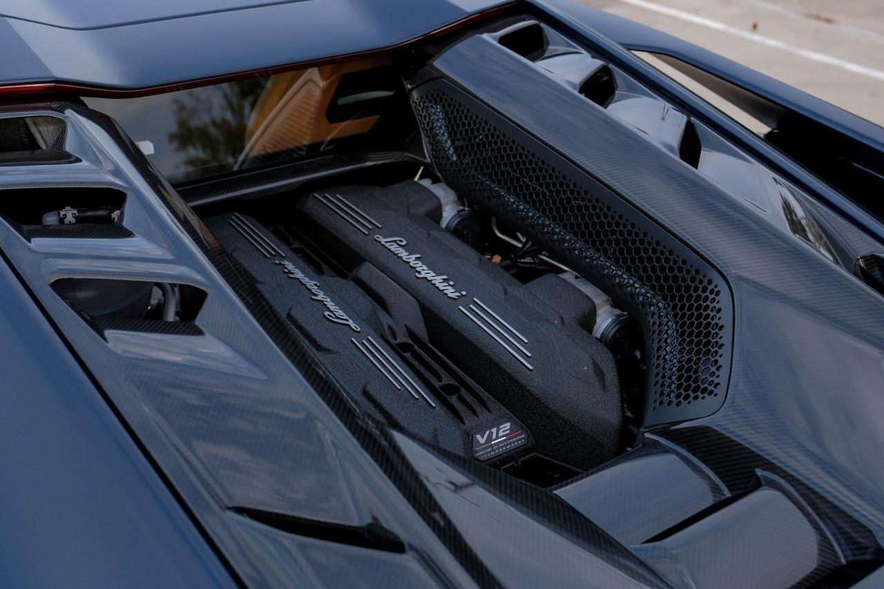2025 Lamborghini Revuelto Base Richardson TX