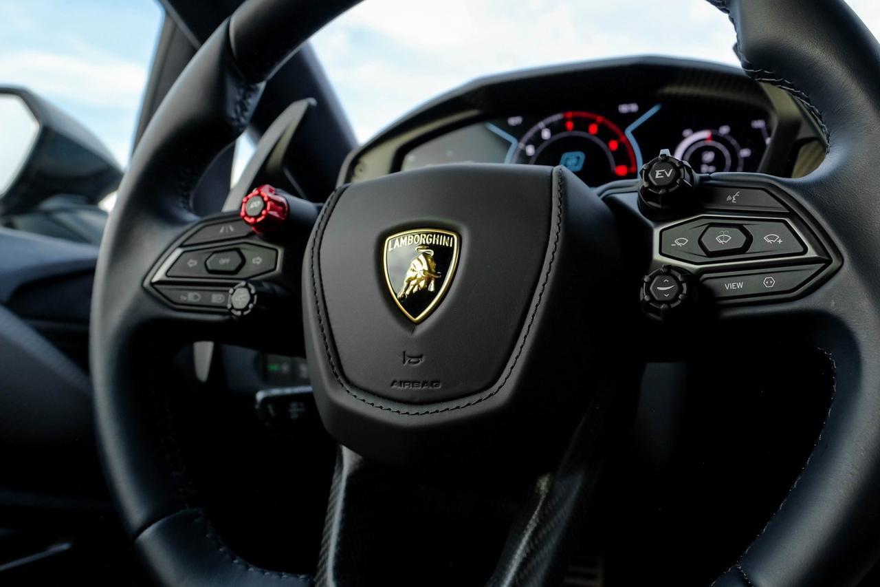 2025 Lamborghini Revuelto Base Richardson TX